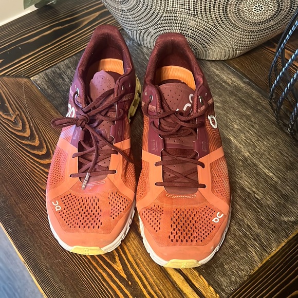 On Running Other - On Cloud Helion Running shoes